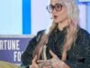 Grimes និយាយថា AI អាចបង្កើតតន្ត្រីបាន ប៉ុន្តែមនុស្សនៅតែត្រូវប្រាប់រឿង