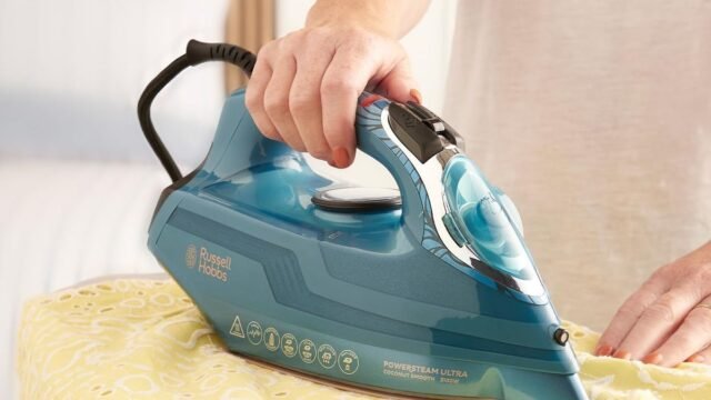 1781107819_4_Russell-Hobbs-PowerSteam-Ultra-Steam-Shot-Series-Iron.jpg