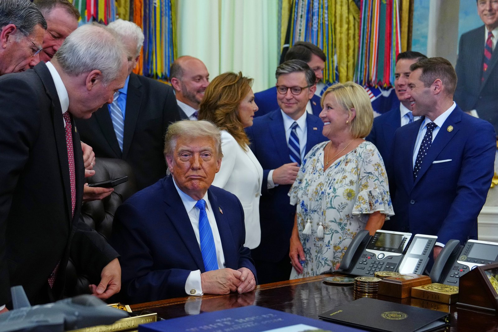 ប្រធានាធិបតី Trump បានទៅសួរសុខទុក្ខអ្នកឯកទេសចំនួន 22 នាក់ដែលជាផ្នែកមួយនៃការពិនិត្យសុខភាពចុងក្រោយបំផុតរបស់គាត់ដែលកើនឡើងជិតទ្វេដងនៃចំនួនសរុបពីមុនរបស់គាត់និងបង្កើតកំណត់ត្រាប្រធានាធិបតីជាក់ស្តែង។