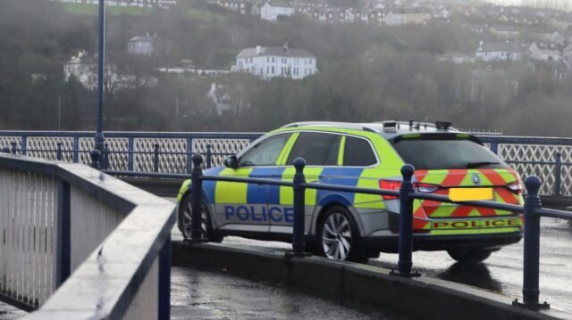 1781224436_0_derrycopJPG.jpg