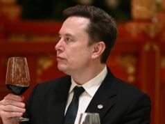 ទ្រព្យសម្បត្តិសុទ្ធរបស់ Elon Musk ឈានដល់ចំណុចសំខាន់ថ្មីមួយ ដែលជានិមិត្តរូបខ្លាំងណាស់