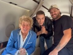 Rod Stewart ហោះទៅ Boston សម្រាប់ World Cup ហើយនិយាយថា “ខ្ញុំនឹងស្លាប់ដោយរីករាយ” ប្រសិនបើ Scotland មានលក្ខណៈគ្រប់គ្រាន់