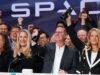 អ្នកអាចមិនអើពើ AI យក្សដូចជា SpaceX ប៉ុន្តែអ្នកមិនអាចព្រងើយកន្តើយចំពោះ 401(k) របស់អ្នកបានទេ។