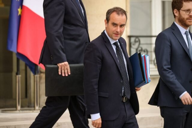 1781402161_2461472-le-premier-ministre-sebastien-lecornu-appelle-ferm.jpg