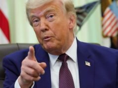 លោក Trump និយាយថា កិច្ចព្រមព្រៀងមួយត្រូវបានសម្រេចជាមួយអ៊ីរ៉ង់ ហើយលោកបានបញ្ជាឱ្យបិទការបិទផ្លូវរបស់កងទ័ពជើងទឹកអាមេរិក ខណៈដែល Hormuz នឹងត្រូវបើកឡើងវិញ។