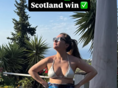 កូនស្រីរបស់ Lorraine Kelly Rosie អបអរការឈ្នះពាន World Cup នៅប្រទេសស្កុតឡែន នៅកន្លែងធ្វើនៅ Marbella