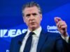 Gavin Newsom អះអាងថា Trump បានបញ្ជាឱ្យក្រសួងយុត្តិធម៌របស់គាត់ស៊ើបអង្កេតគាត់និងប្រពន្ធរបស់គាត់។