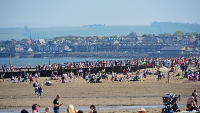 1781568231_3_Beach-1.jpg