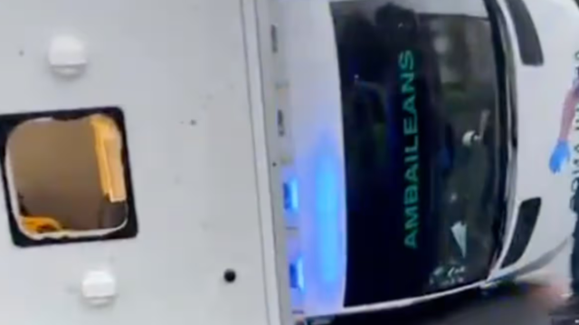 1781693416_0_ambulance.png