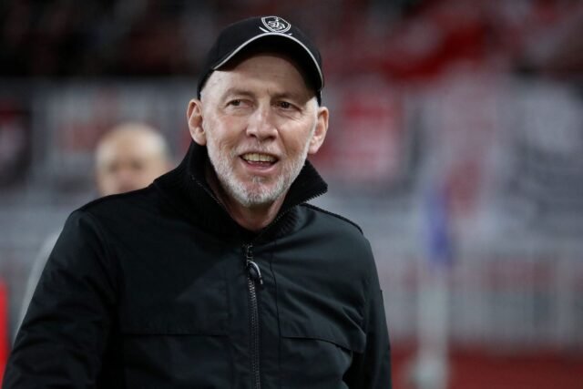 1781720460_2465666-l-entraineur-du-stade-brestois-eric-roy-est-decede.jpg