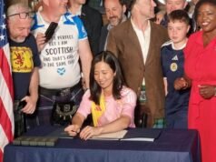 បូស្តុន និង Glasgow បានក្លាយជាទីក្រុងបងប្អូន ខណៈអភិបាលក្រុងបានប្រកាន់យកប្រពៃណីស្កុតឡេននៃកោណចរាចរណ៍