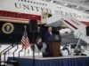 លោក Trump អួតអំពីពណ៌ចម្រុះ Air Force One របស់គាត់នៅពេលគាត់បង្ហាញយន្តហោះតម្លៃ 400 លានដុល្លារពីកាតា