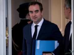Sébastien Lecornu ប្រកាសថាគាត់នឹងបង្រៀនសិប្បនិម្មិតរយៈពេលមួយម៉ោងក្នុងមួយសប្តាហ៍នៅក្នុងថ្នាក់ទីពីរ
