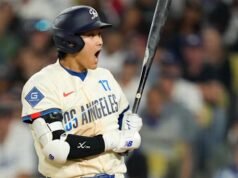 តារាឆ្នើមរបស់ Los Angeles Dodgers Shohei Ohtani និយាយថាគាត់ជាឪពុកម្តងទៀតនៅក្នុងការបង្ហោះ Instagram