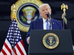 STUPID: Trump ផ្តល់មេរៀនអក្ខរាវិរុទ្ធនៅពេលដែលគាត់ធ្វើការលើឈ្មោះហៅក្រៅសម្រាប់គូប្រជែងរបស់គាត់។