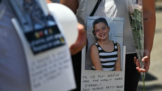 1782034074_626fca2_upload-1-rmnuk8nip7ge-afp-20260607-b6a34gu-v1-highres-francecrimechildrentribute.jpg