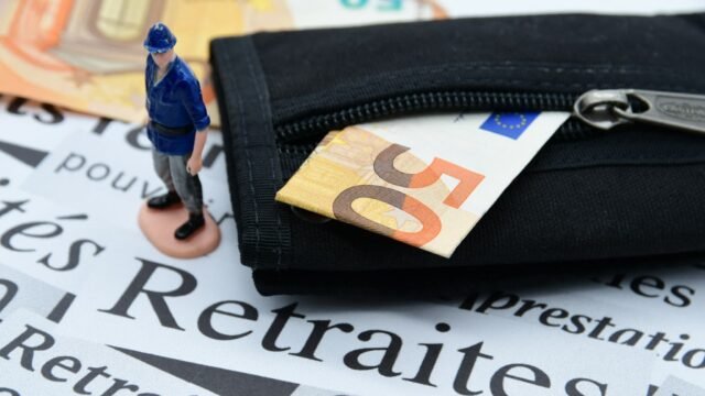 1782144353_France-Clonas-sur-Vareze-02-01-2024-Illustration-revalorisation-des-pensions-de-retraite-Photographi.jpeg