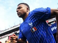 Kylian Mbappé ខ្សែការពារជើងឯកទល់នឹងអ៊ីរ៉ាក់ អបអរជម្រើសទី 100 របស់គាត់សម្រាប់ក្រុមតោខៀវ