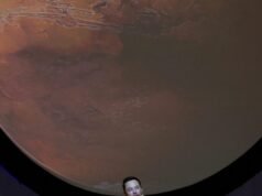 Elon Musk នឹងទទួលបានភាគហ៊ុនមួយពាន់លានពី SpaceX ប្រសិនបើគាត់អាចដោះស្រាយមនុស្សមួយលាននាក់នៅលើភពអង្គារ