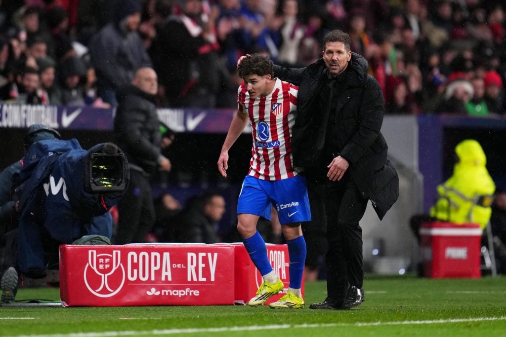 Diego Simeone របស់ Atletico Madrid និង Julian Alvarez