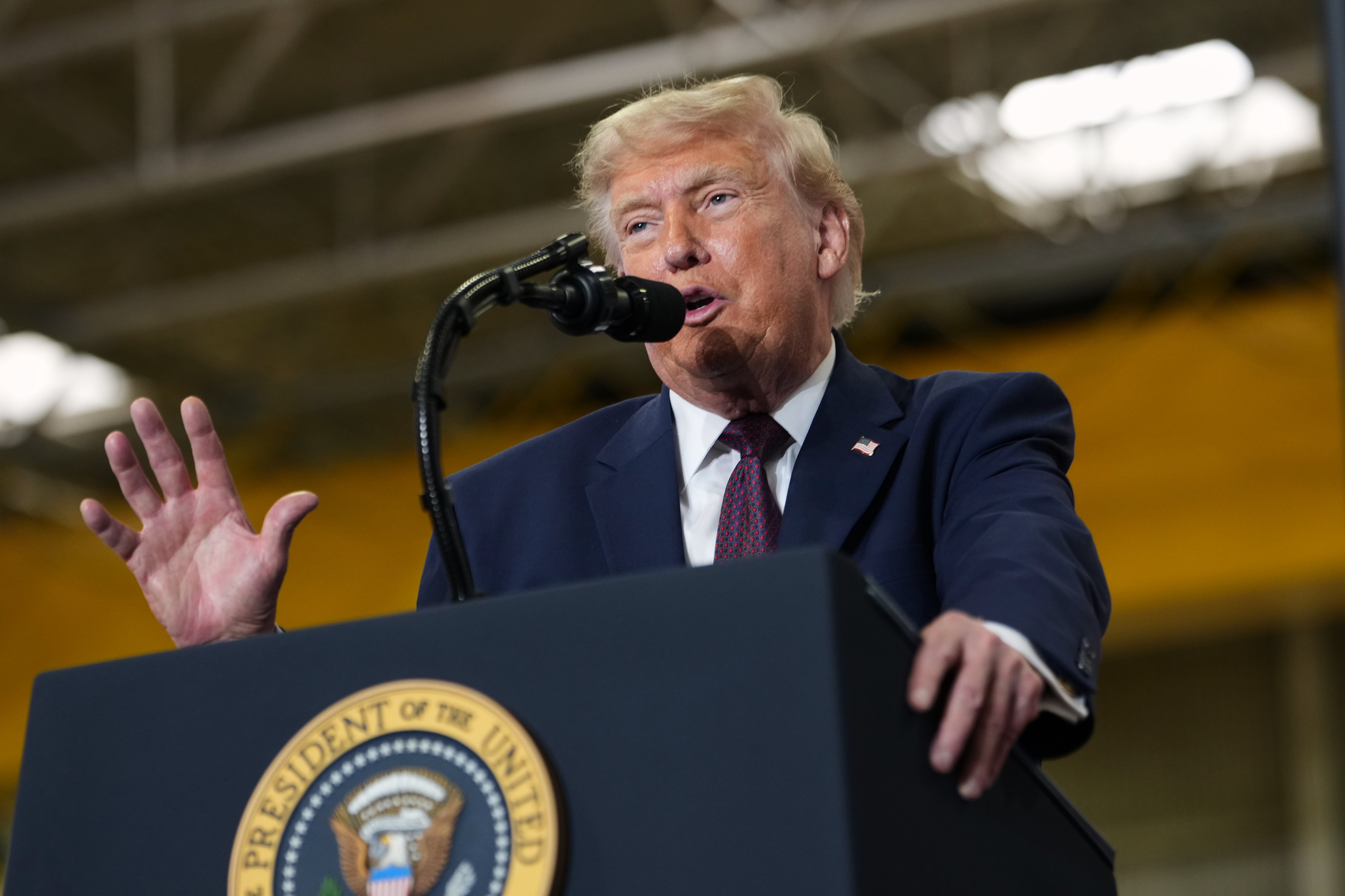 លោកប្រធានាធិបតី Trump បាននិយាយកាលពីខែមករាថា លោកមិនបានប្រើថ្នាំសម្រកទម្ងន់ដ៏ពេញនិយមផ្សេងទៀតដូចជា Wegovy និង Ozempic នោះទេ។