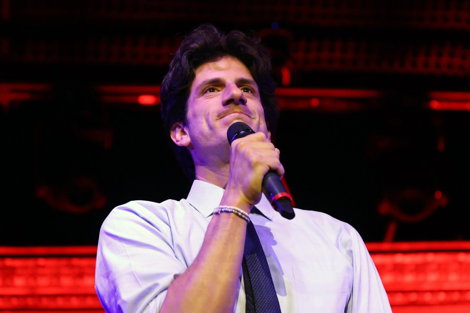 ទន្ទឹមនឹងនេះដែរ លោក Jack Schlossberg ដែលជាចៅប្រុសរបស់អតីតប្រធានាធិបតីអាមេរិក John F. Kennedy ដែលមានអាយុ 33 ឆ្នាំបានបរាជ័យក្នុងការសរសេរជំពូកផ្ទាល់ខ្លួនរបស់គាត់នៅក្នុងប្រវត្តិសាស្ត្រ Camelot ខណៈដែលគាត់បានប្រកួតប្រជែងនៅក្នុងវាលដែលមានមនុស្សច្រើនសម្រាប់កៅអីដែលត្រូវបានទំនេរដោយសមាជិកសភាអាមេរិក Jerry Nadler ដែលចាកចេញ។