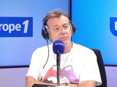 Jean-Luc Reichmann ពន្យល់ពីរបៀបដែលគាត់ចង់ដោះស្រាយរឿងអាស្រូវក្រៅកម្មវិធីសិក្សានៅក្នុង “Léo Matteï” ។