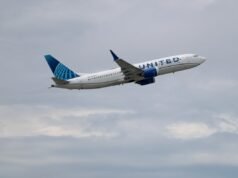 ជើងហោះហើររបស់ United Airlines បានជួបគ្រោះថ្នាក់ជិតនឹងយន្តហោះគ្មានមនុស្សបើក ពេលចុះចតនៅអាកាសយានដ្ឋាន Newark