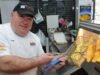 North Lanarkshire Chippy ដែលឈ្នះពានរង្វាន់ផ្តល់ជូន ‘ត្រី និងបន្ទះសៀគ្វីល្អបំផុត’ របស់ប្រទេសស្កុតឡែន