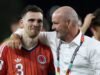 Andy Robertson ថ្លែងអំណរគុណដល់ Steve Clarke ក្នុងសុន្ទរកថាដ៏ស្មោះស្ម័គ្រខណៈប្រធានក្រុមស្កុតឡេនសារភាពថាបរាជ័យក្នុងព្រឹត្តិការណ៍ World Cup