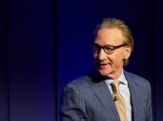 លោក Bill Maher ទទួលបានរង្វាន់ Mark Twain ខណៈដែលភាពចម្រូងចម្រាសរបស់ Donald Trump ជុំវិញមជ្ឈមណ្ឌល Kennedy