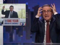 ‘Blackface without Makeup’: John Oliver Rips អភិបាលរដ្ឋ Florida លោក Ron DeSantis ដើម្បីទទួលបានការចាប់អារម្មណ៍ពី Hakeem Jeffries