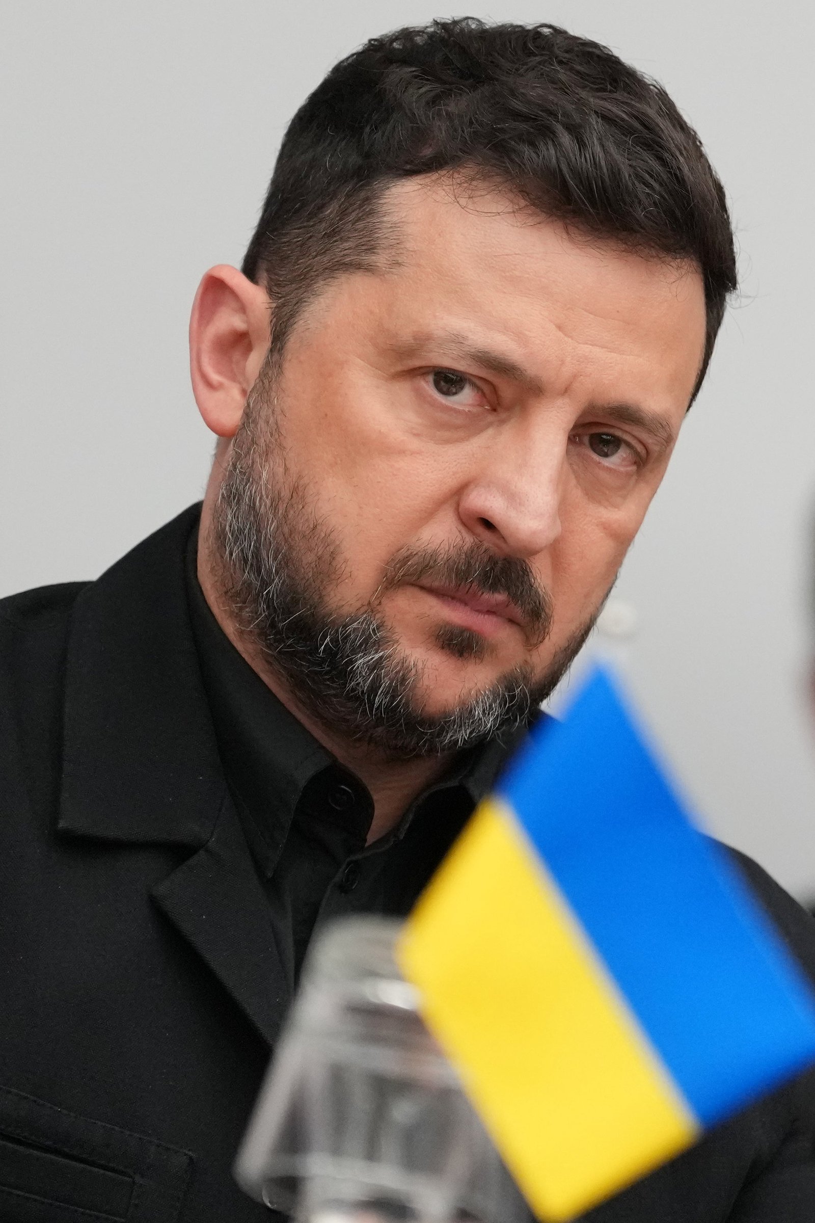 Volodymyr Zelenskyj នៅទីស្នាក់ការកណ្តាល NATO នៅទីក្រុង Brussels