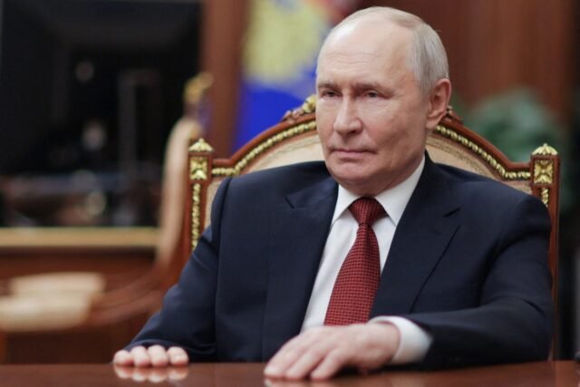 1782819053_2026-06-28T203604Z_1635623680_RC283MA88CQU_RTRMADP_3_UKRAINE-CRISIS-PUTIN-FRONT.JPG