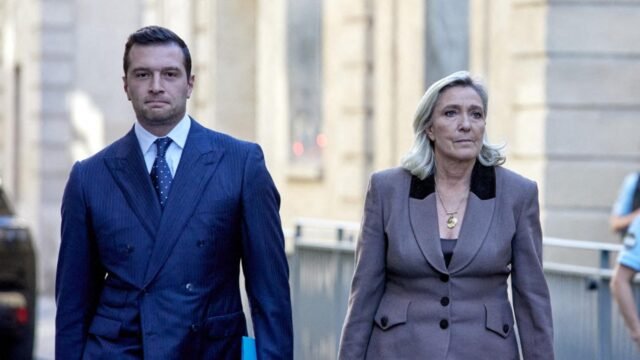 1782849292_58446c3_upload-1-uohn0cb3lzft-afp-20250918-farzat-notitle250917-nps3a-v1-midres-francepolitics.jpg