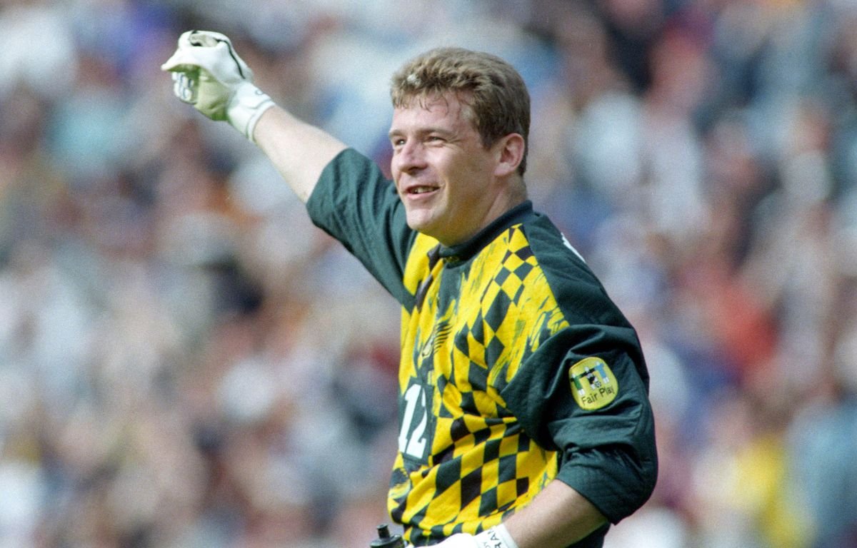 Andy Goram ស៊ុតបញ្ចូលទីឲ្យស្កុតឡែន