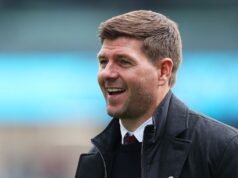 Steven Gerrard បានធ្វើរឿងមួយត្រឹមត្រូវនៅ Aston Villa ក្នុងនាមជា “រឹងមាំ” John McGinn ដែលជាអ្នកចាប់អារម្មណ៍ខាងក្នុង