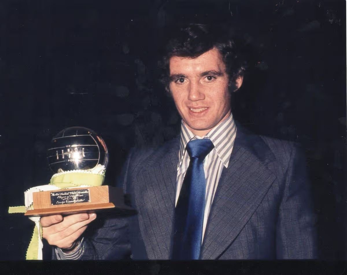 George បានចូលរួមជាមួយ Celtic ក្នុងវ័យជំទង់ ហើយបានបន្តបង្ហាញខ្លួនចំនួន 254 សម្រាប់ក្រុម Parkhead