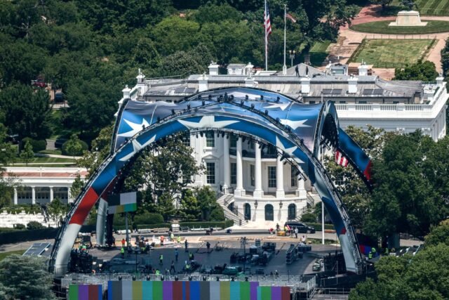 2026-06-05T175306Z_648695405_RC2TNLAOBDHG_RTRMADP_3_USA-250.JPG