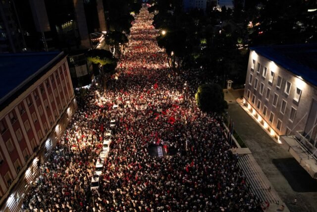 2026-06-11T034915Z_954299039_RC27RLASX5DD_RTRMADP_3_ALBANIA-PROTESTS-KUSHNER.JPG