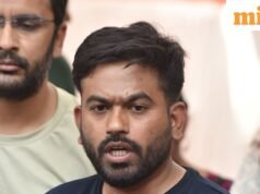 Abhijeet Dipke របស់ CJP ហៅ Dharmendra Pradhan ថាជា “ភេរវករពិតប្រាកដ” ហើយសន្យាថានឹងបន្តការតវ៉ា លុះត្រាតែគាត់បោះបង់ចោល។