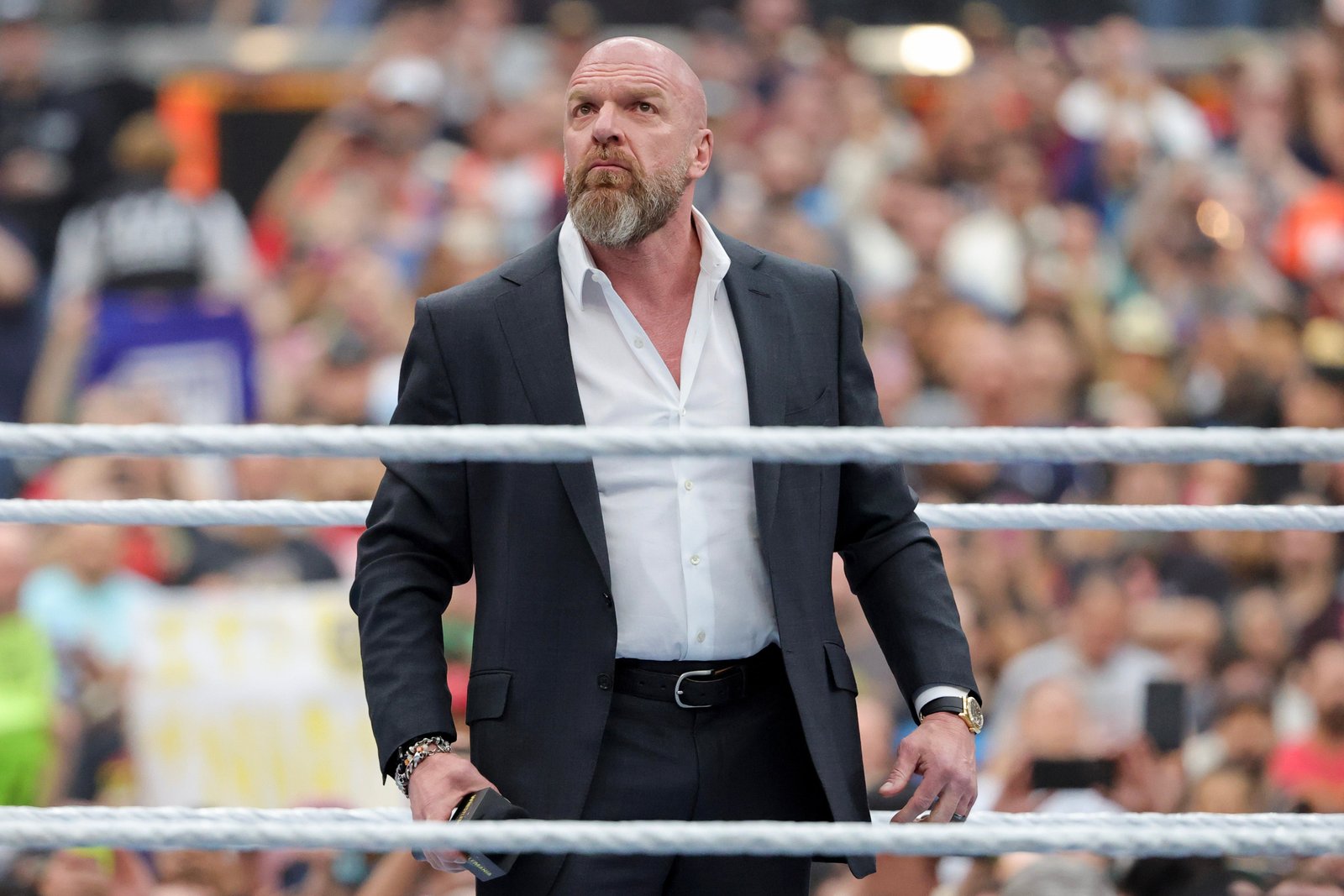 ប្រធានផ្នែកមាតិកា WWE លោក Paul Levesque ថ្លែងក្នុងអំឡុងពេល WrestleMania 41 នៅ Las Vegas ។ Levesque ត្រូវបានតែងតាំងជាអនុប្រធានក្រុមប្រឹក្សាប្រធានផ្នែកកីឡា សម្បទា និងអាហារូបត្ថម្ភនៅខែមិថុនា ឆ្នាំ 2026