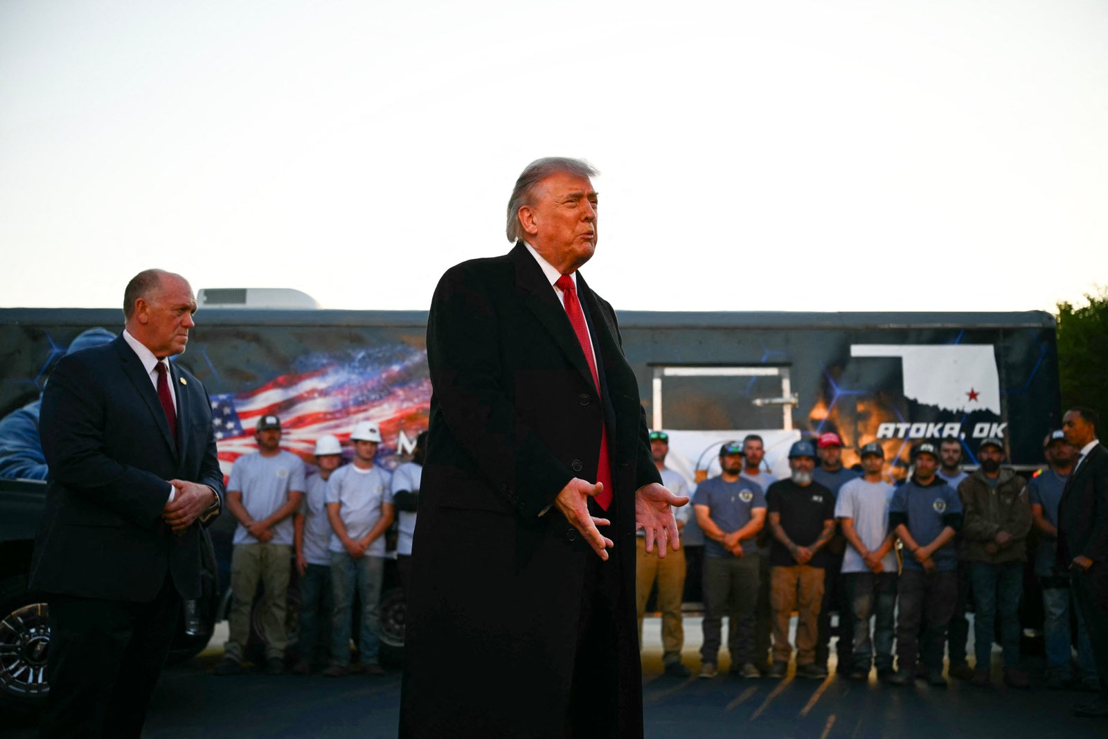 លោកប្រធានាធិបតី Trump បាននិយាយថាលោកនឹងរៀបចំការជួបជុំ