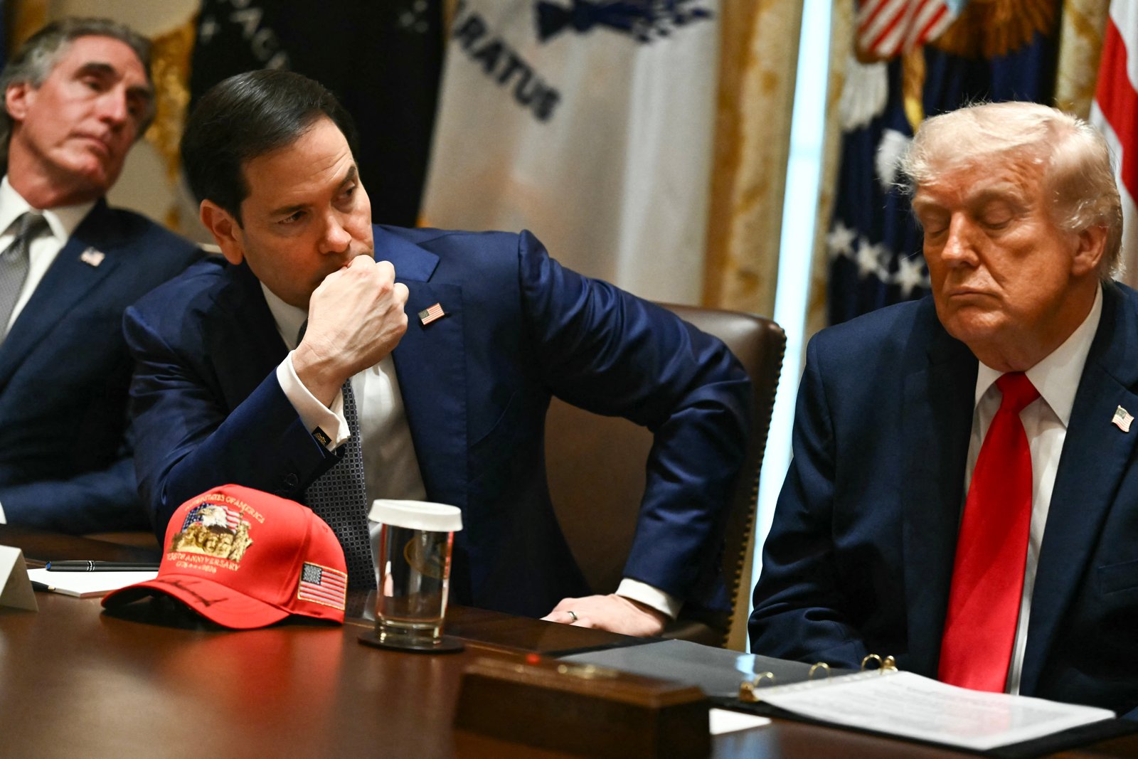 លោកប្រធានាធិបតី Donald Trump និងរដ្ឋមន្ត្រីការបរទេសដ៏ស្មោះត្រង់របស់លោក Marco Rubio បានធ្វើការគំរាមកំហែងជាច្រើនប្រឆាំងនឹងរបបគុយបាក្នុងរយៈពេលប៉ុន្មានខែថ្មីៗនេះ។
