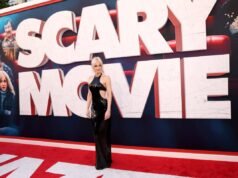 តួសម្តែងរឿង Scary Movie បង្ហាញរឿងកំប្លែង Melania Trump ដែលត្រូវបានកាត់ចេញពីឈុតដែលបានបញ្ចប់