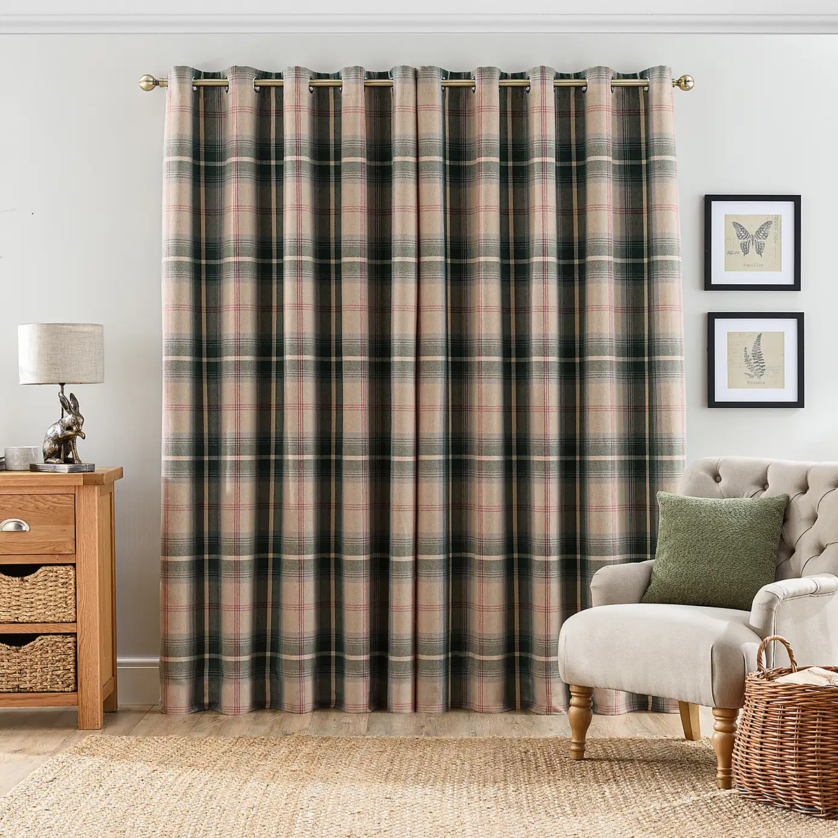 រូបថតរបស់ Highland check eyelet curtains