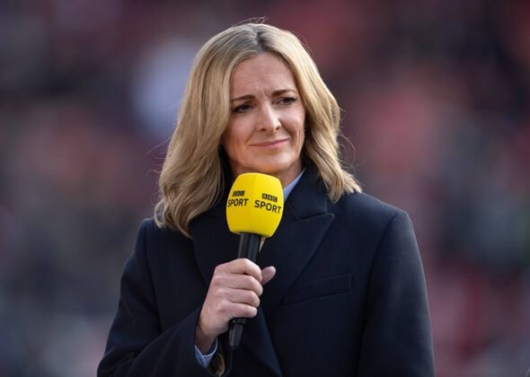 Gabby Logan ត្រូវបានគេរំពឹងថានឹងធ្វើជាម្ចាស់ផ្ទះការផ្សាយផ្ទាល់របស់ BBC នៃវគ្គផ្តាច់ព្រ័ត្រ Gabby Logan ត្រូវបានគេរំពឹងថានឹងធ្វើជាម្ចាស់ផ្ទះការផ្សាយផ្ទាល់របស់ BBC នៃវគ្គផ្តាច់ព្រ័ត្រ