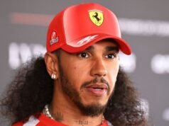 ការអង្វររបស់ Lewis Hamilton ទៅកាន់អ្នកគាំទ្រអង់គ្លេស ទោះបីជាគាំទ្រគូប្រជែង World Cup | F1 | កីឡា
