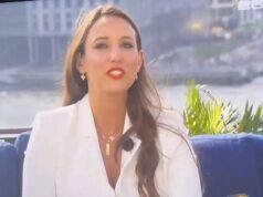 ITV ទម្លាក់តង្កៀប Gareth Southgate ខណៈអ្នកមើល World Cup ខឹងបិទទូរទស្សន៍ | បាល់ទាត់ | កីឡា