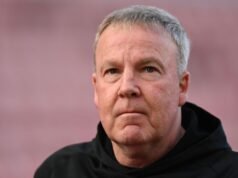 Kenny Jackett ស្លាប់៖ អតីតចៅហ្វាយនាយ Wolves និង Millwall បានទទួលមរណភាពក្នុងអាយុ ៦៤ ឆ្នាំ ដោយសារការថ្វាយបង្គំ | បាល់ទាត់ | កីឡា